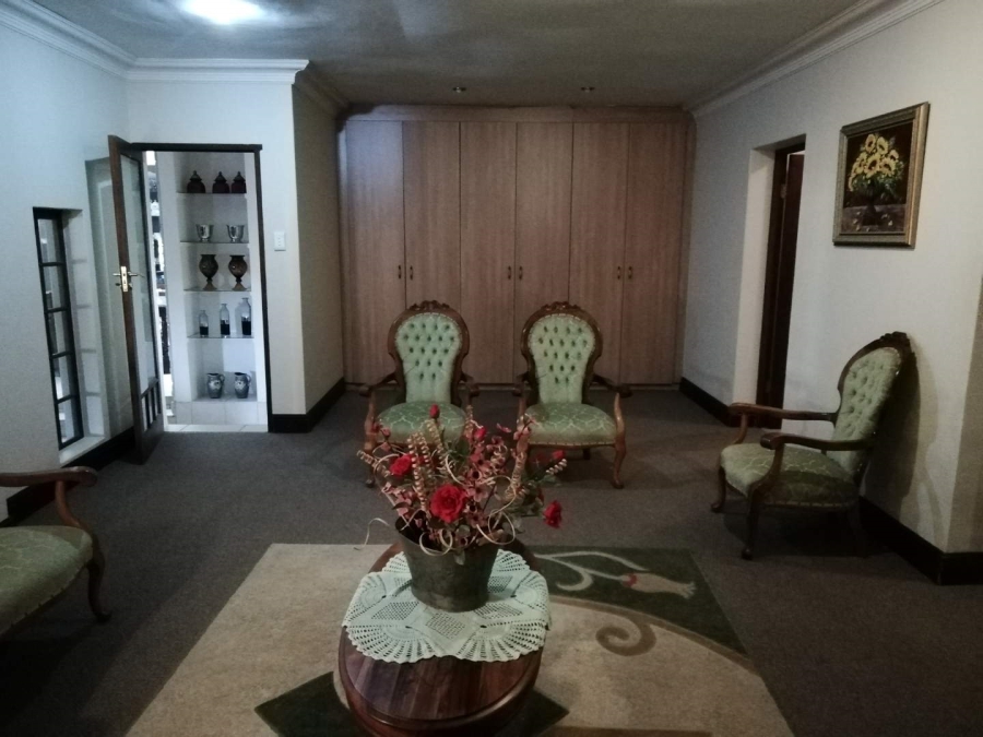 5 Bedroom Property for Sale in Keidebees Northern Cape